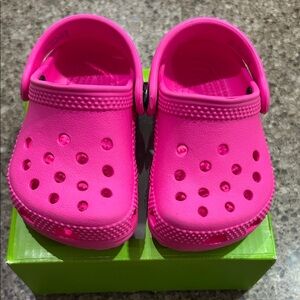 CROCS Kids Hot Pink Classic Clog Sandals